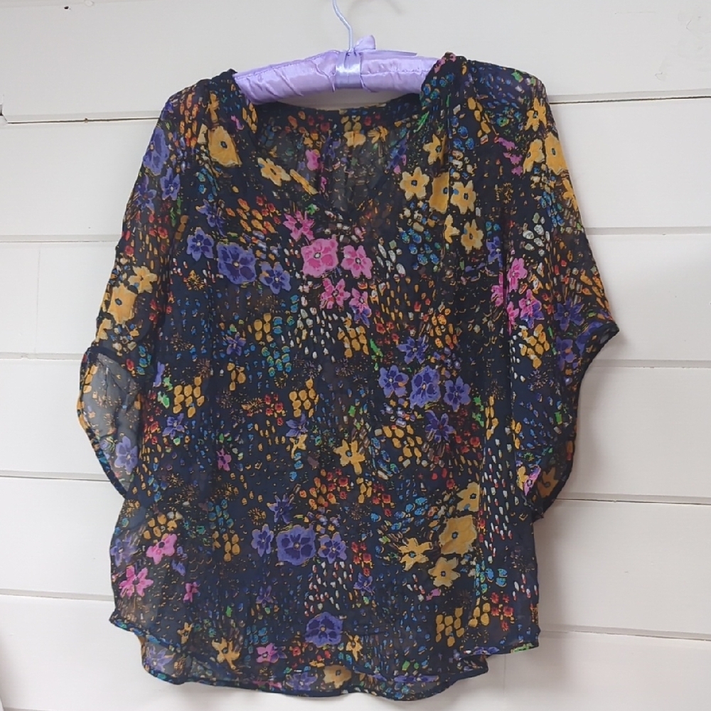 Floral Chiffon Blouse Size 10( according to measurements)
